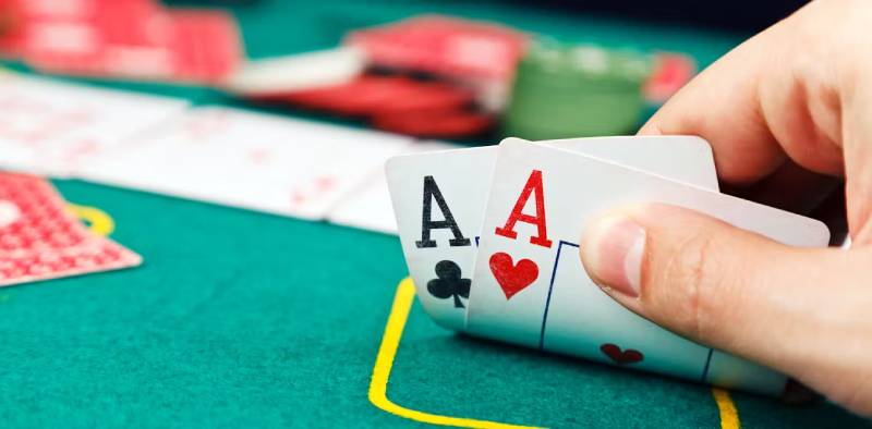 Hướng Dẫn Chơi Poker Từ A Đến Z Cho Người Mới 6 Chọn tay bài khởi đầu hợp lý